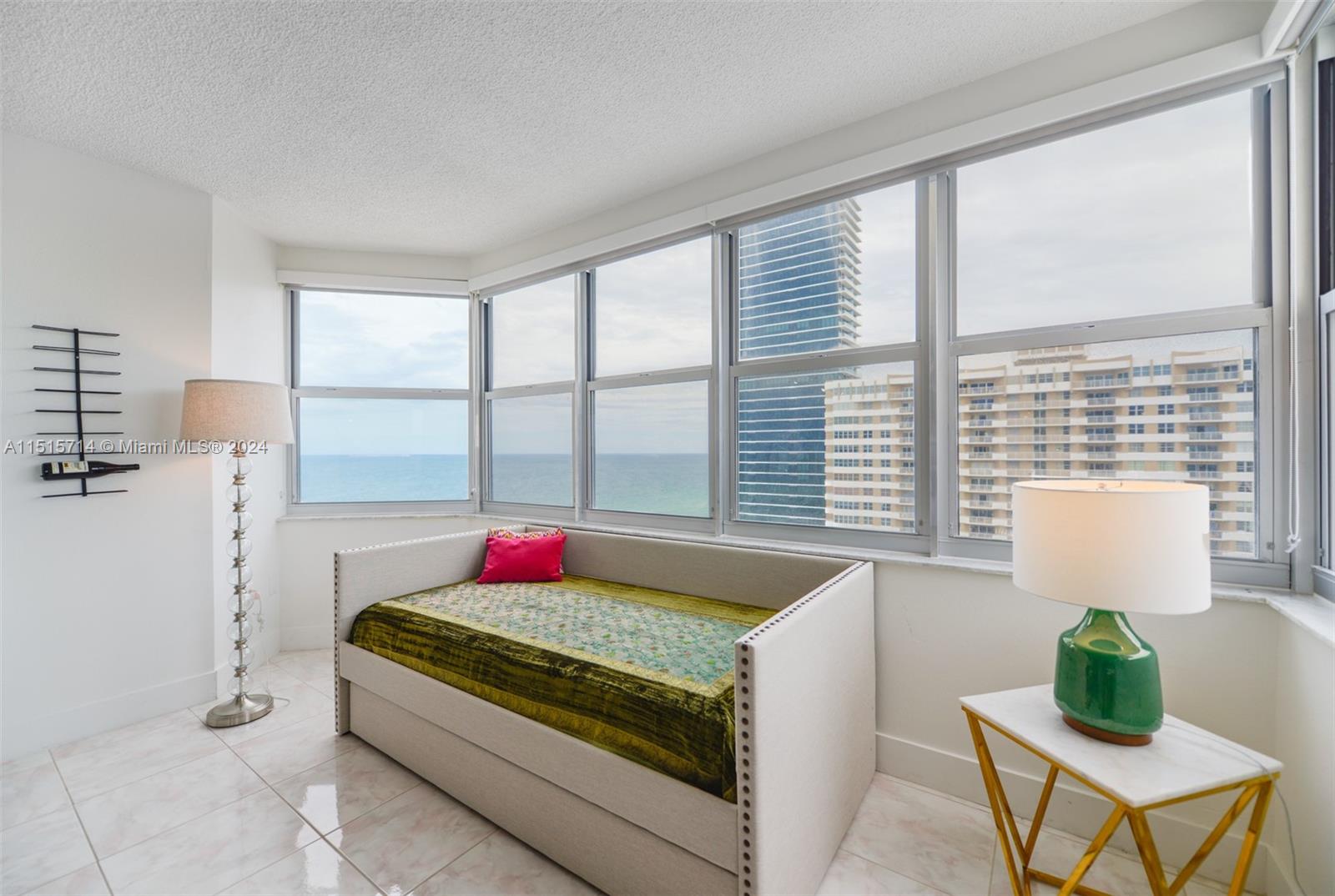 1950 S Ocean Dr 19E, Hallandale Beach, Florida 33009, 3 Bedrooms Bedrooms, ,2 BathroomsBathrooms,Residentiallease,For Rent,1950 S Ocean Dr 19E,A11515714