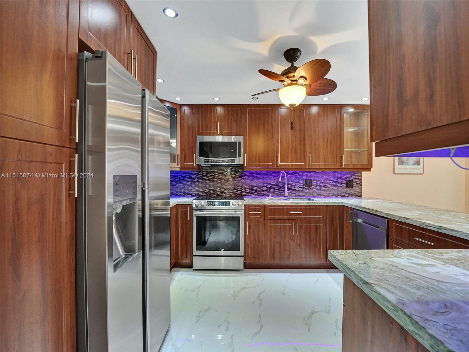 1865 S Ocean Dr 9D, Hallandale Beach, Florida 33009, 1 Bedroom Bedrooms, ,2 BathroomsBathrooms,Residentiallease,For Rent,1865 S Ocean Dr 9D,A11516074