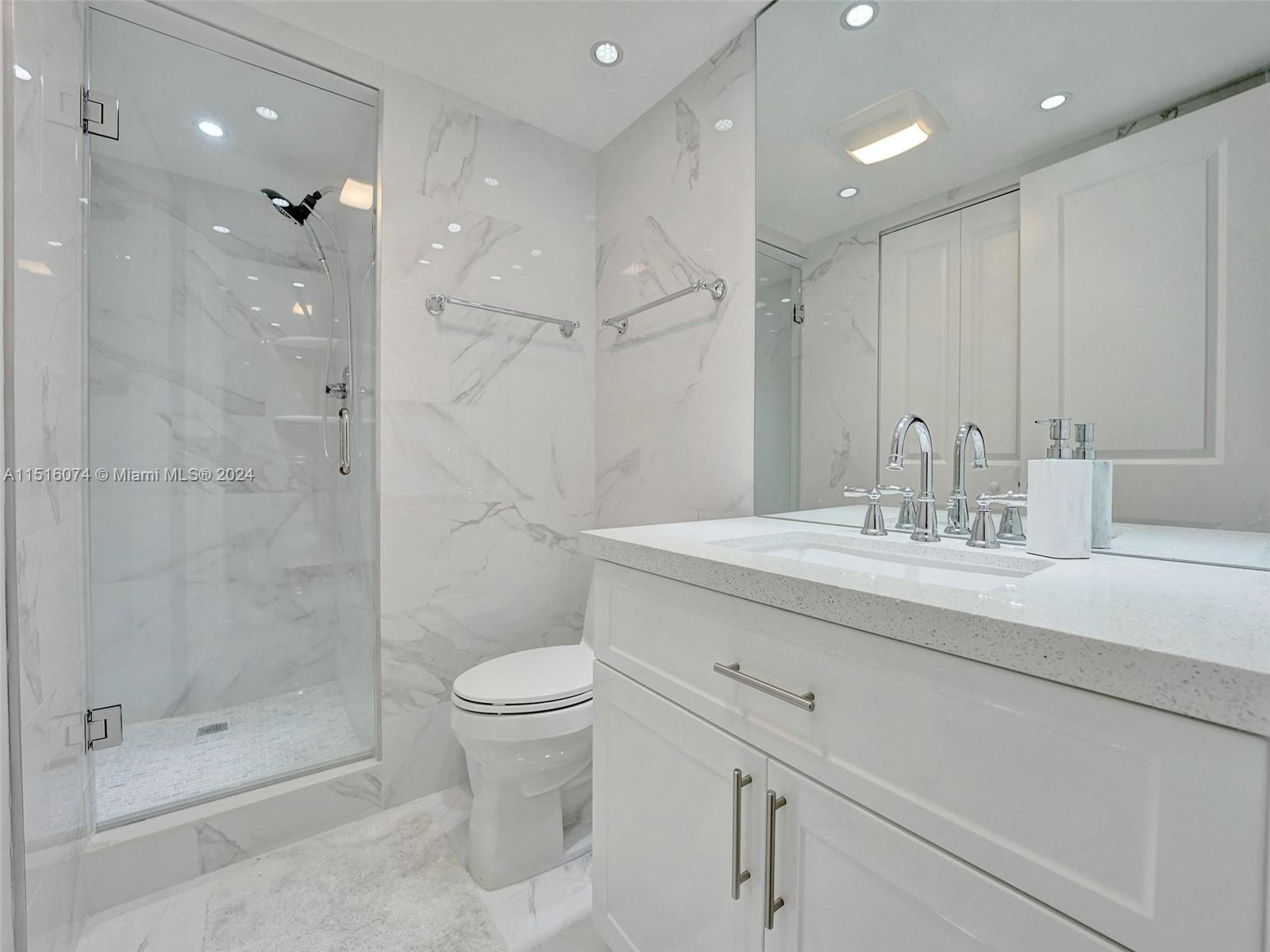 1865 S Ocean Dr 9D, Hallandale Beach, Florida 33009, 1 Bedroom Bedrooms, ,2 BathroomsBathrooms,Residentiallease,For Rent,1865 S Ocean Dr 9D,A11516074