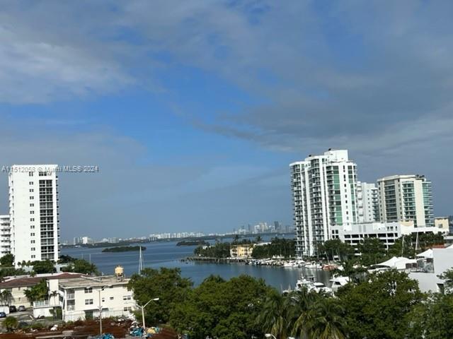 7904 West Dr 608, North Bay Village, Florida 33141, 1 Bedroom Bedrooms, ,1 BathroomBathrooms,Residential,For Sale,7904 West Dr 608,A11512058