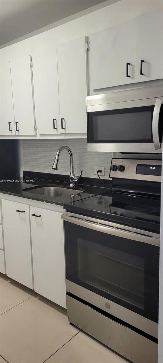 7904 West Dr 608, North Bay Village, Florida 33141, 1 Bedroom Bedrooms, ,1 BathroomBathrooms,Residential,For Sale,7904 West Dr 608,A11512058