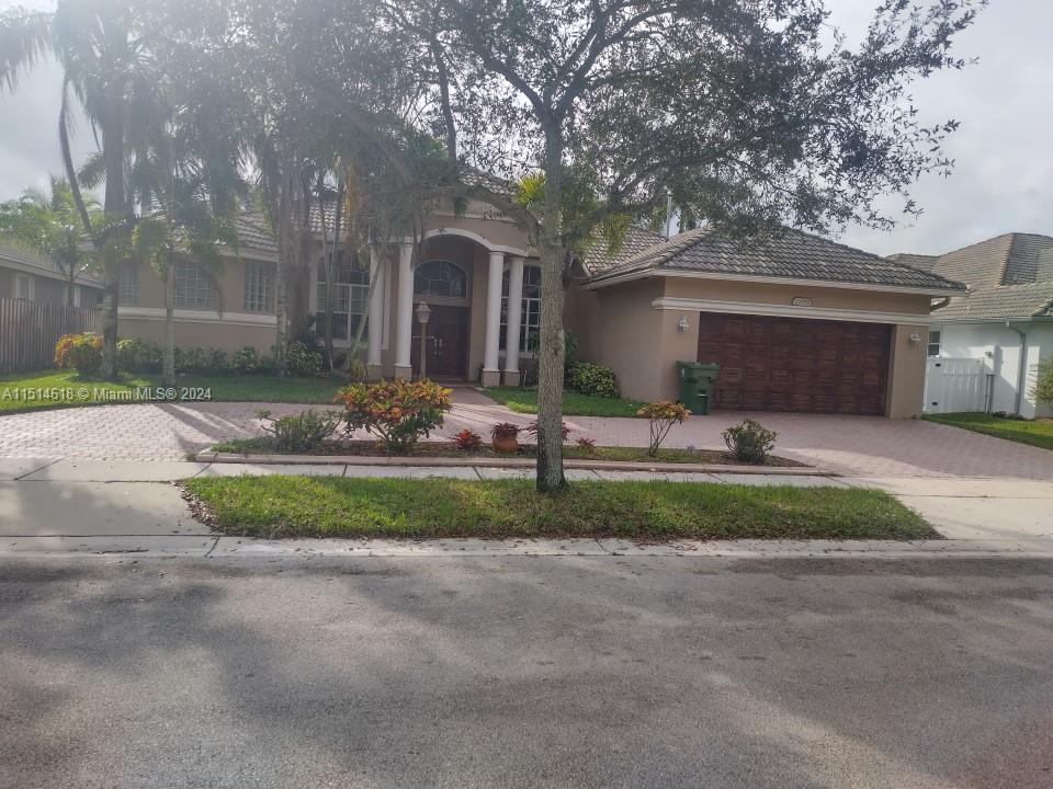 13752 16th St, Pembroke Pines, FL, 33028 United States, 5 Bedrooms Bedrooms, ,3 BathroomsBathrooms,Residential,For Sale,16th St,A11514618