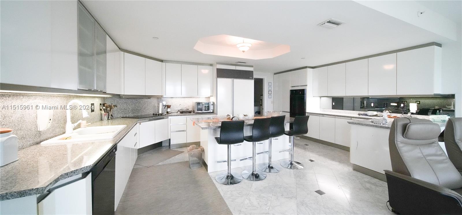 445 Grand Bay Dr, Key Biscayne, FL, 33149 United States, 2 Bedrooms Bedrooms, ,3 BathroomsBathrooms,Residential,For Sale,Grand Bay Dr,A11515961