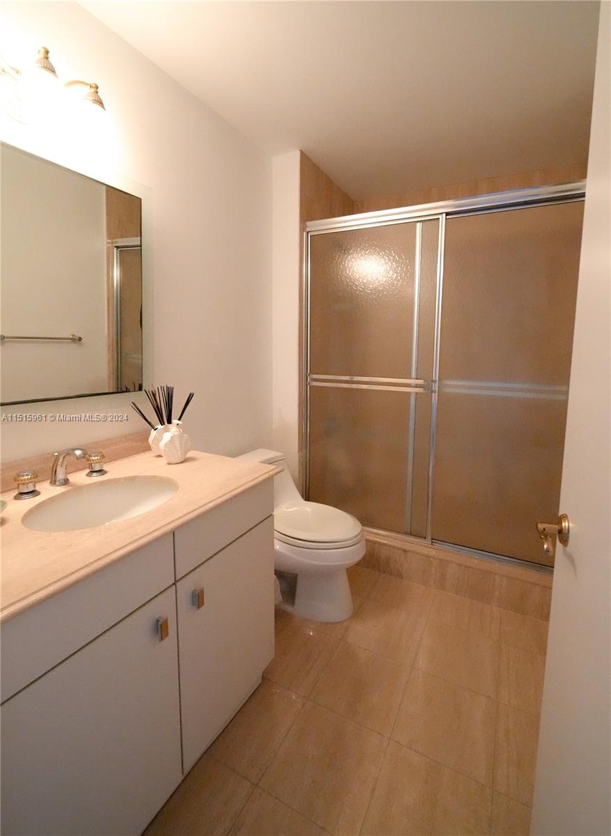 445 Grand Bay Dr, Key Biscayne, FL, 33149 United States, 2 Bedrooms Bedrooms, ,3 BathroomsBathrooms,Residential,For Sale,Grand Bay Dr,A11515961