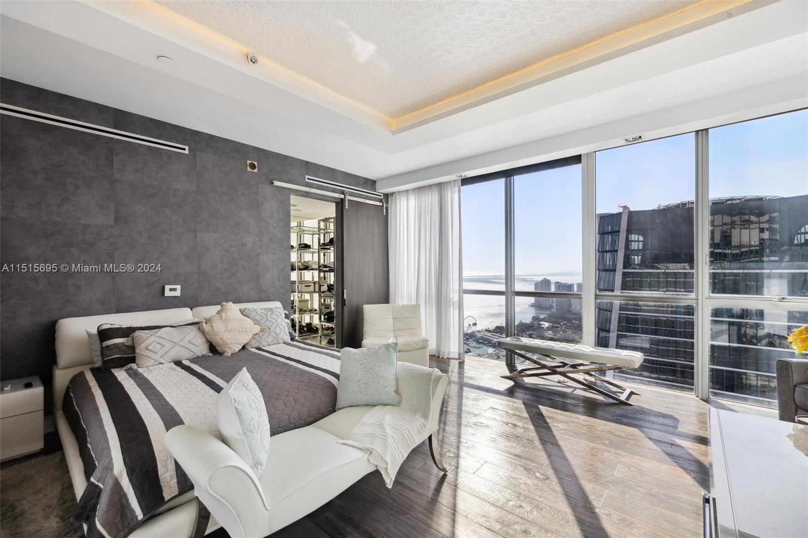 1100 Biscayne Blvd, Miami, FL, 33132 United States, 3 Bedrooms Bedrooms, ,4 BathroomsBathrooms,Residential,For Sale,Biscayne Blvd,A11515695