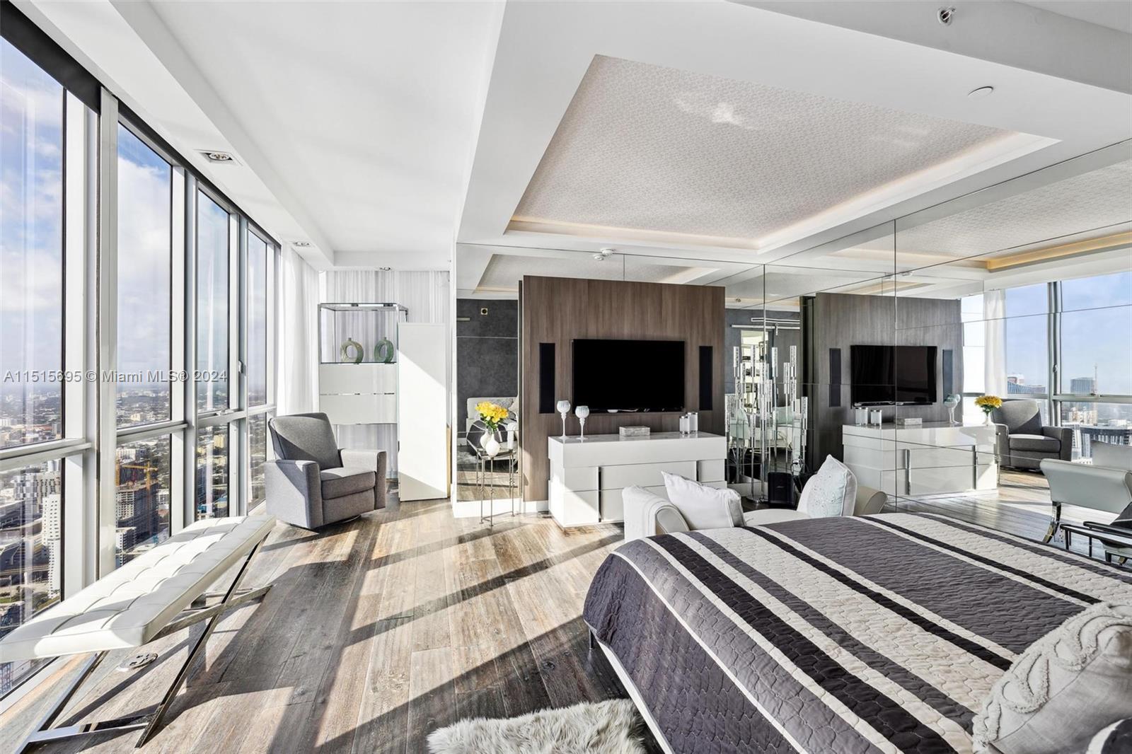 1100 Biscayne Blvd, Miami, FL, 33132 United States, 3 Bedrooms Bedrooms, ,4 BathroomsBathrooms,Residential,For Sale,Biscayne Blvd,A11515695