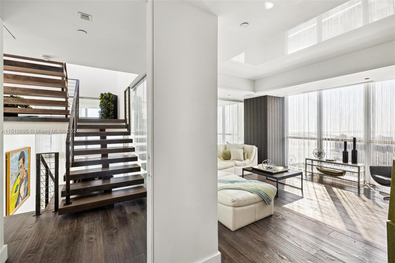 1100 Biscayne Blvd, Miami, FL, 33132 United States, 3 Bedrooms Bedrooms, ,4 BathroomsBathrooms,Residential,For Sale,Biscayne Blvd,A11515695