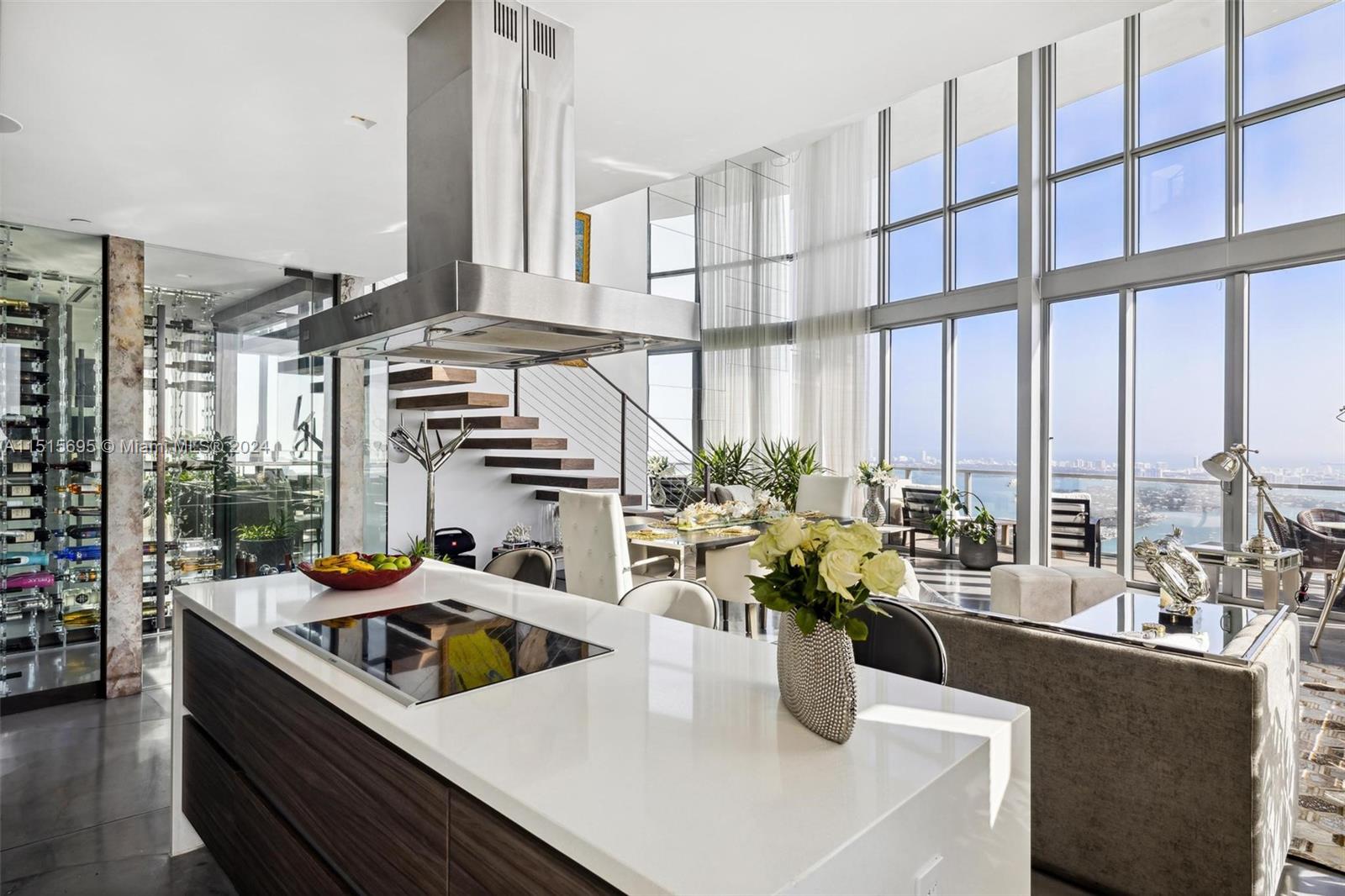 1100 Biscayne Blvd, Miami, FL, 33132 United States, 3 Bedrooms Bedrooms, ,4 BathroomsBathrooms,Residential,For Sale,Biscayne Blvd,A11515695