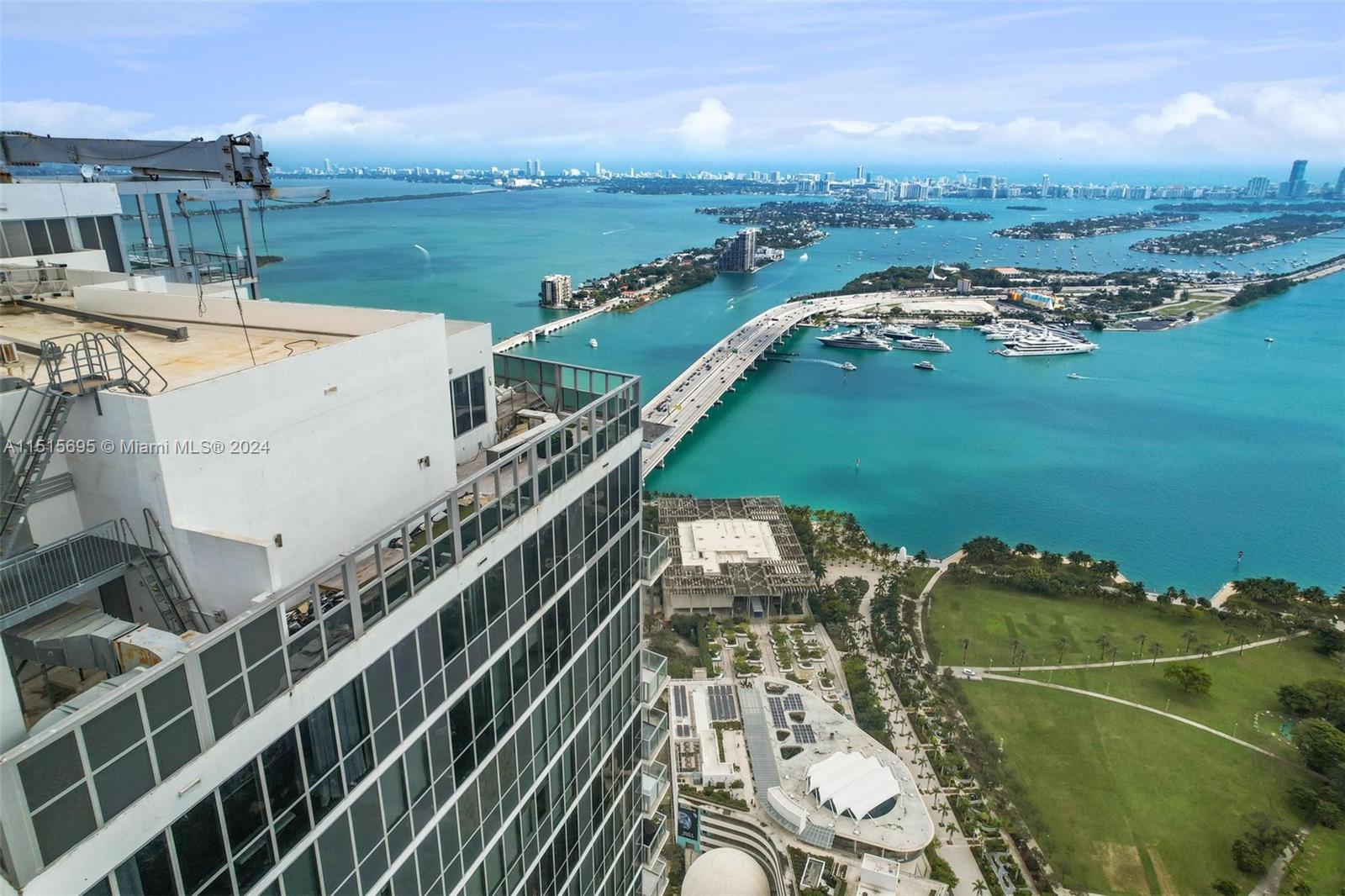 1100 Biscayne Blvd, Miami, FL, 33132 United States, 3 Bedrooms Bedrooms, ,4 BathroomsBathrooms,Residential,For Sale,Biscayne Blvd,A11515695