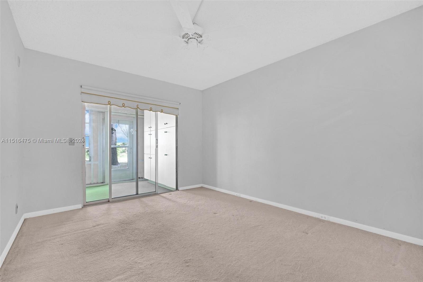 1034 Lyndhurst J 1034, Deerfield Beach, Florida 33442, 2 Bedrooms Bedrooms, ,2 BathroomsBathrooms,Residential,For Sale,1034 Lyndhurst J 1034,A11516475
