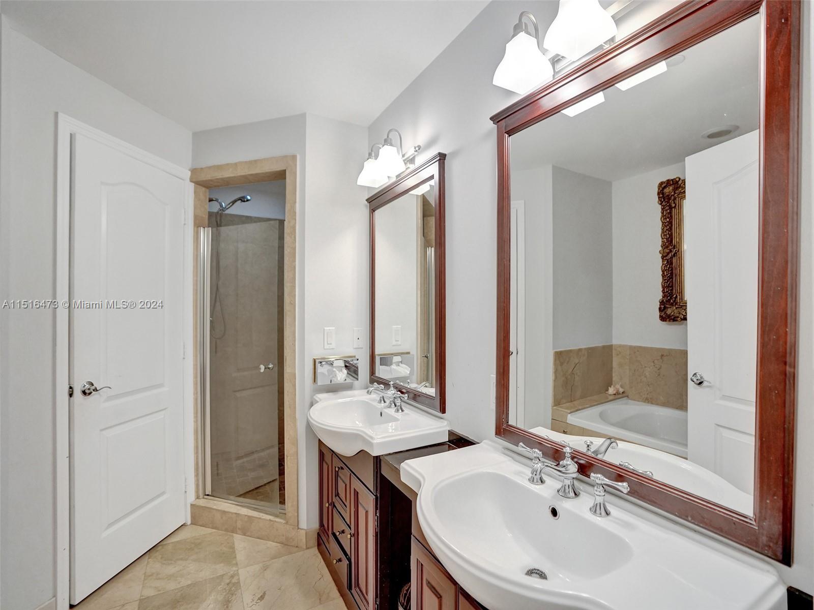 110 Hendricks Isle 12, Fort Lauderdale, Florida 33301, 3 Bedrooms Bedrooms, ,3 BathroomsBathrooms,Residentiallease,For Rent,110 Hendricks Isle 12,A11516473