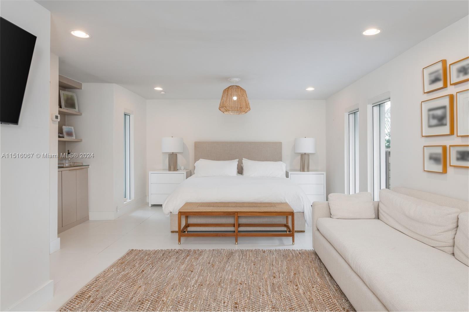 424 Dilido Dr, Miami Beach, FL, 33139 United States, 4 Bedrooms Bedrooms, ,3 BathroomsBathrooms,Residential,For Sale,Dilido Dr,A11516067