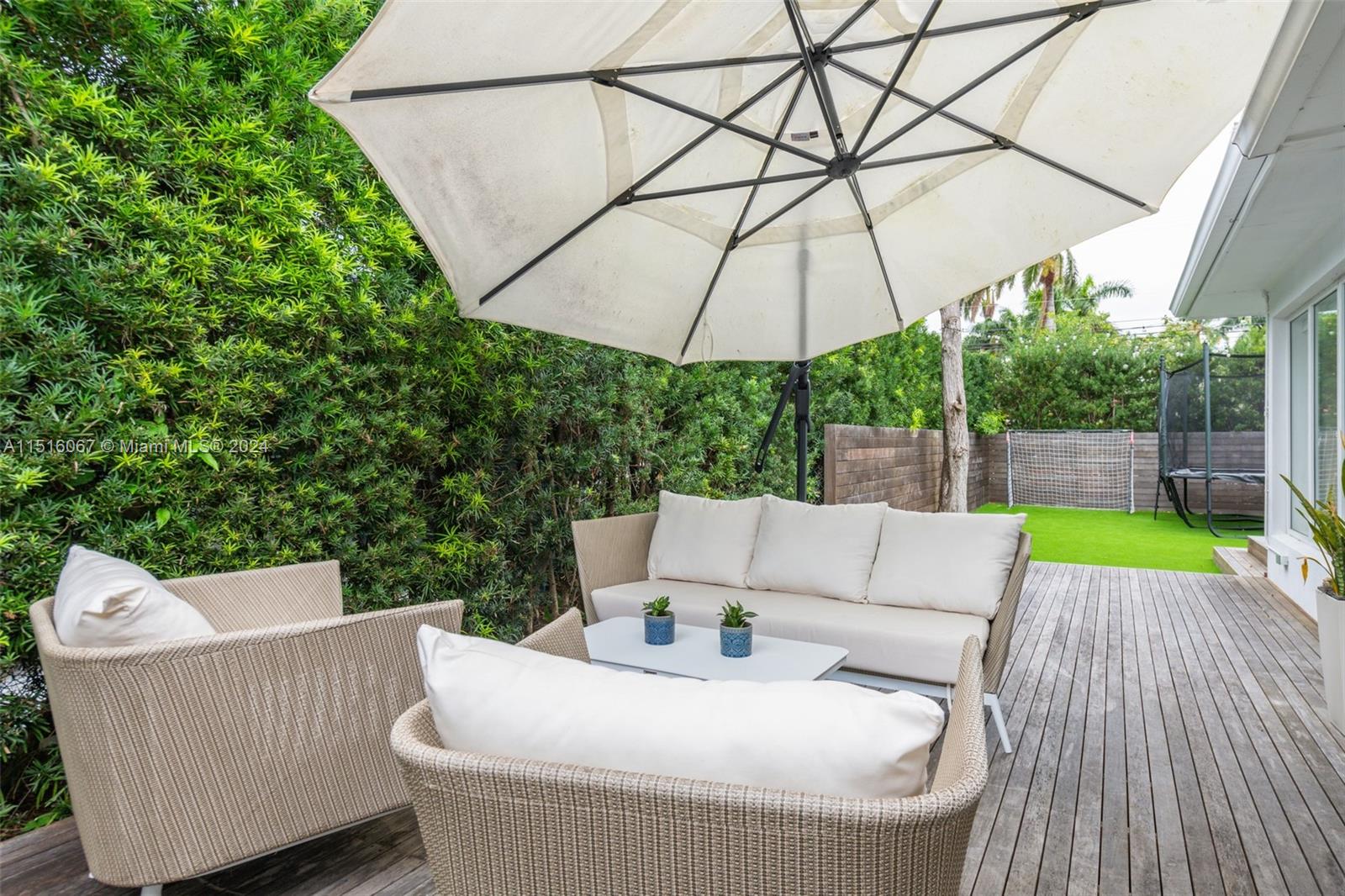 424 Dilido Dr, Miami Beach, FL, 33139 United States, 4 Bedrooms Bedrooms, ,3 BathroomsBathrooms,Residential,For Sale,Dilido Dr,A11516067