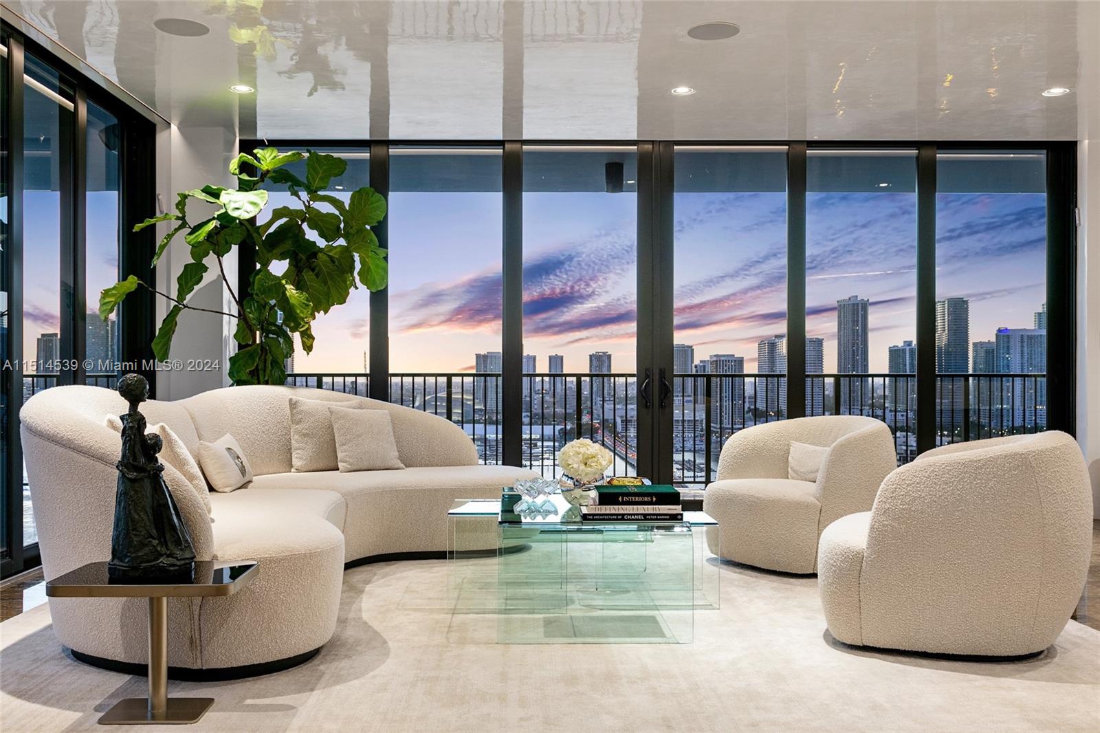 1000 Venetian Way, Miami Beach, FL, 33139 United States, 4 Bedrooms Bedrooms, ,4 BathroomsBathrooms,Residential,For Sale,Venetian Way,A11514539