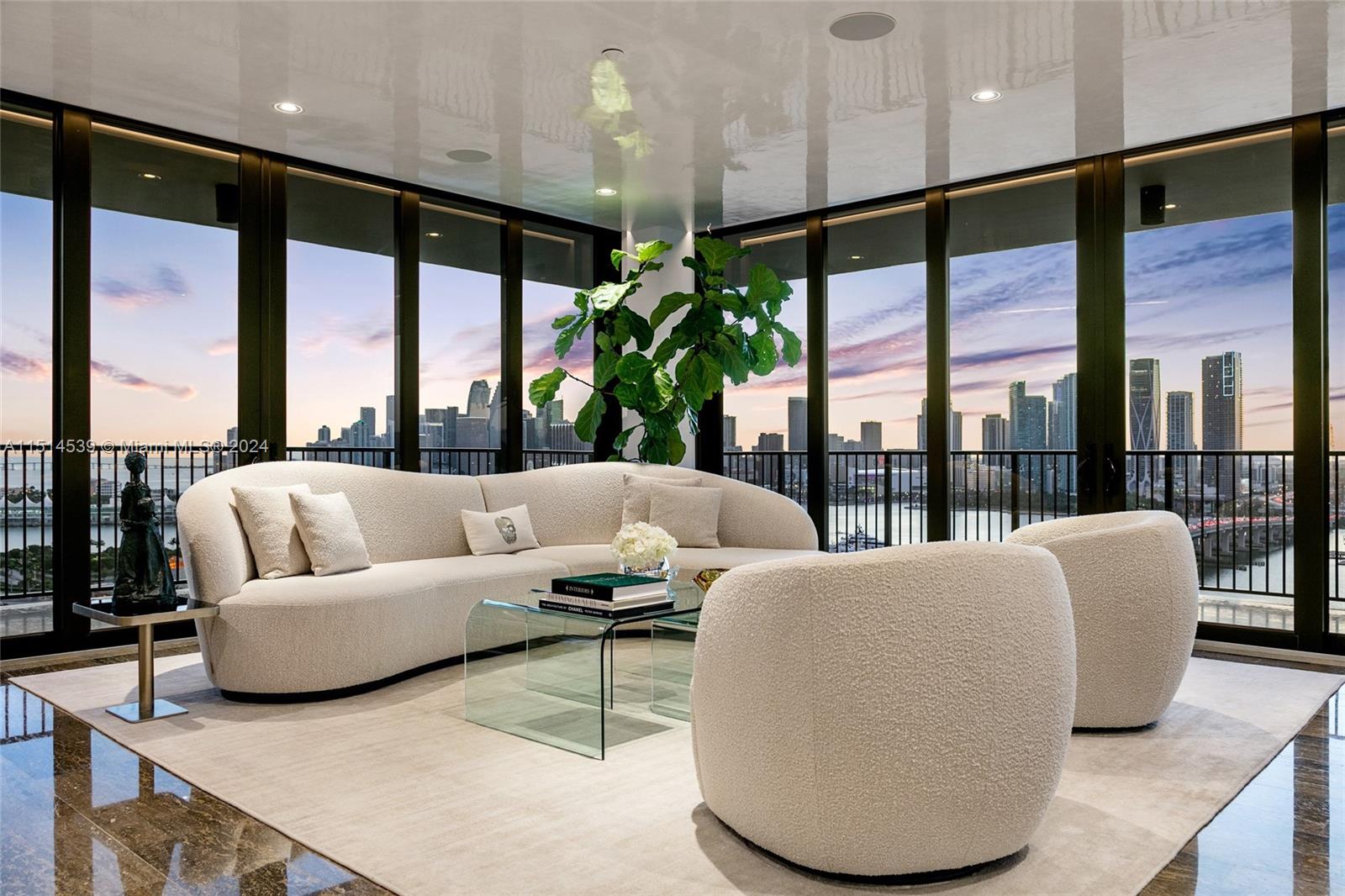 1000 Venetian Way, Miami Beach, FL, 33139 United States, 4 Bedrooms Bedrooms, ,4 BathroomsBathrooms,Residential,For Sale,Venetian Way,A11514539