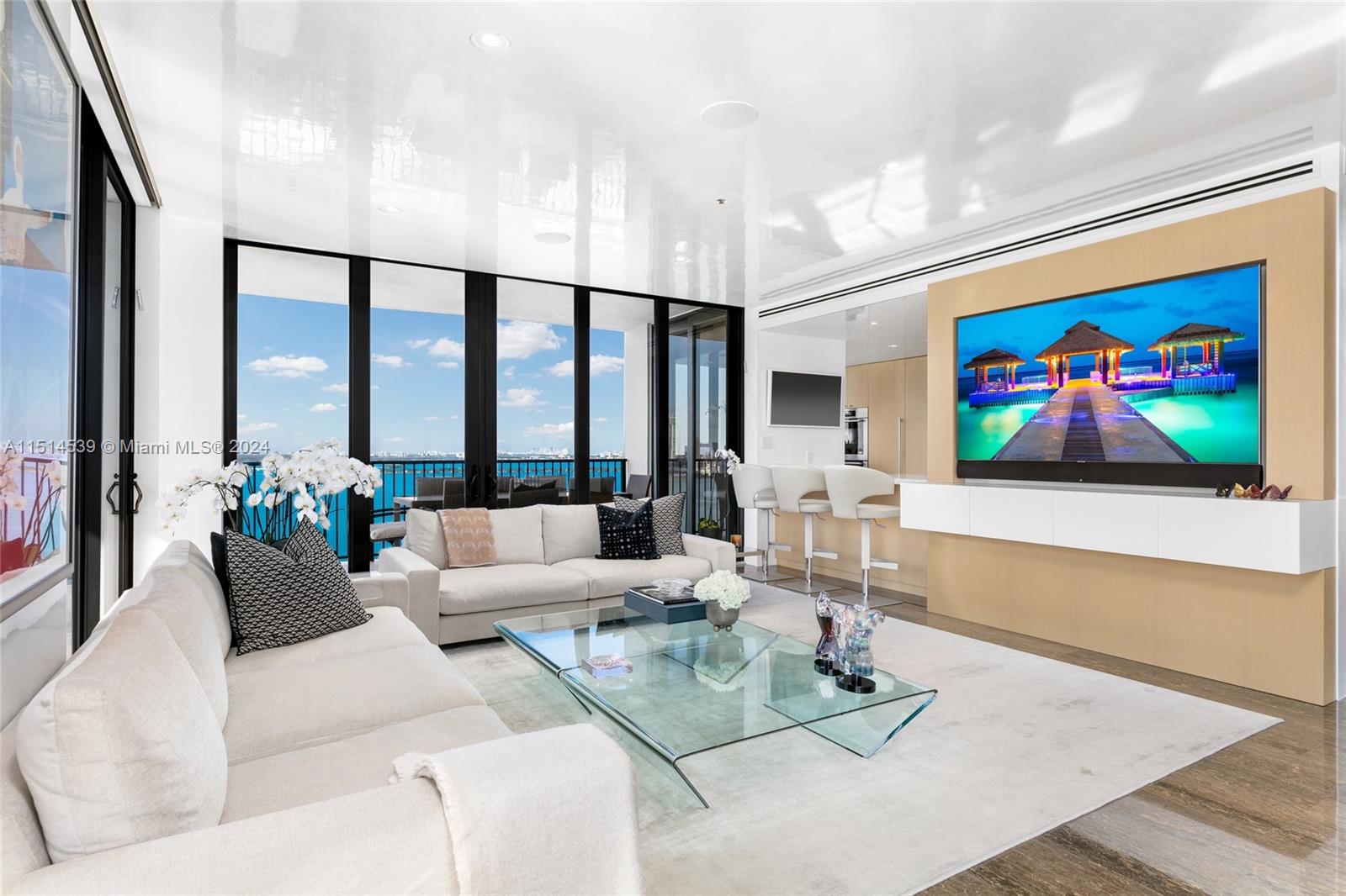 1000 Venetian Way, Miami Beach, FL, 33139 United States, 4 Bedrooms Bedrooms, ,4 BathroomsBathrooms,Residential,For Sale,Venetian Way,A11514539