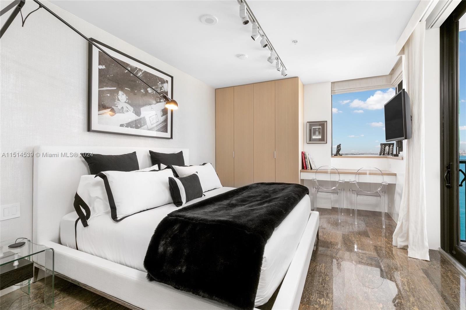 1000 Venetian Way, Miami Beach, FL, 33139 United States, 4 Bedrooms Bedrooms, ,4 BathroomsBathrooms,Residential,For Sale,Venetian Way,A11514539