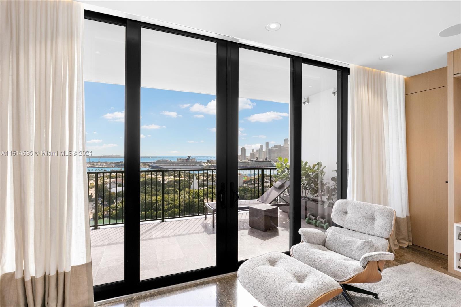 1000 Venetian Way, Miami Beach, FL, 33139 United States, 4 Bedrooms Bedrooms, ,4 BathroomsBathrooms,Residential,For Sale,Venetian Way,A11514539