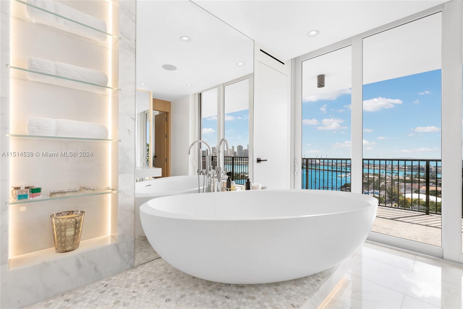 1000 Venetian Way, Miami Beach, FL, 33139 United States, 4 Bedrooms Bedrooms, ,4 BathroomsBathrooms,Residential,For Sale,Venetian Way,A11514539