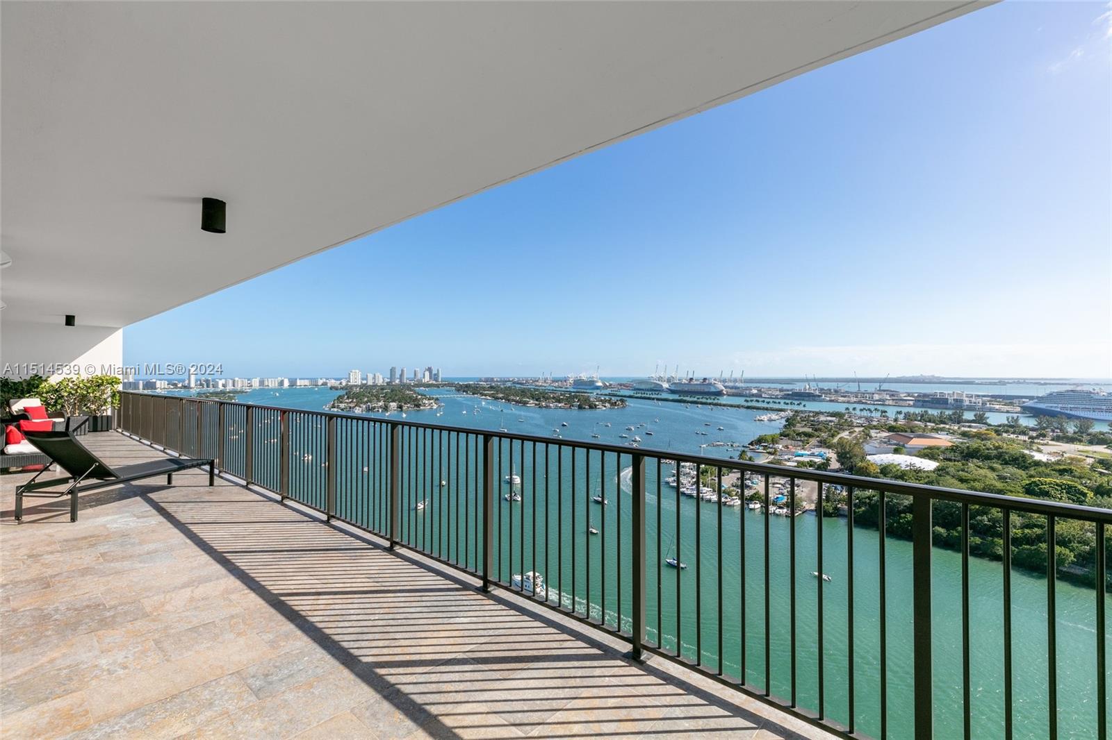 1000 Venetian Way, Miami Beach, FL, 33139 United States, 4 Bedrooms Bedrooms, ,4 BathroomsBathrooms,Residential,For Sale,Venetian Way,A11514539