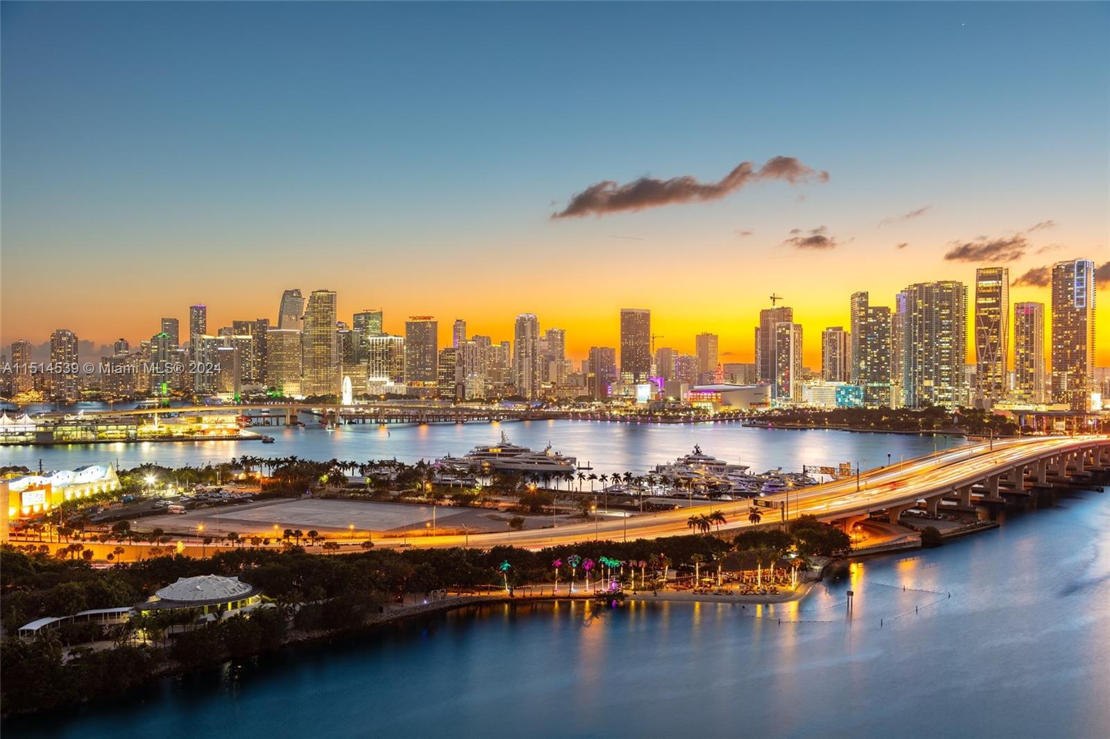 1000 Venetian Way, Miami Beach, FL, 33139 United States, 4 Bedrooms Bedrooms, ,4 BathroomsBathrooms,Residential,For Sale,Venetian Way,A11514539