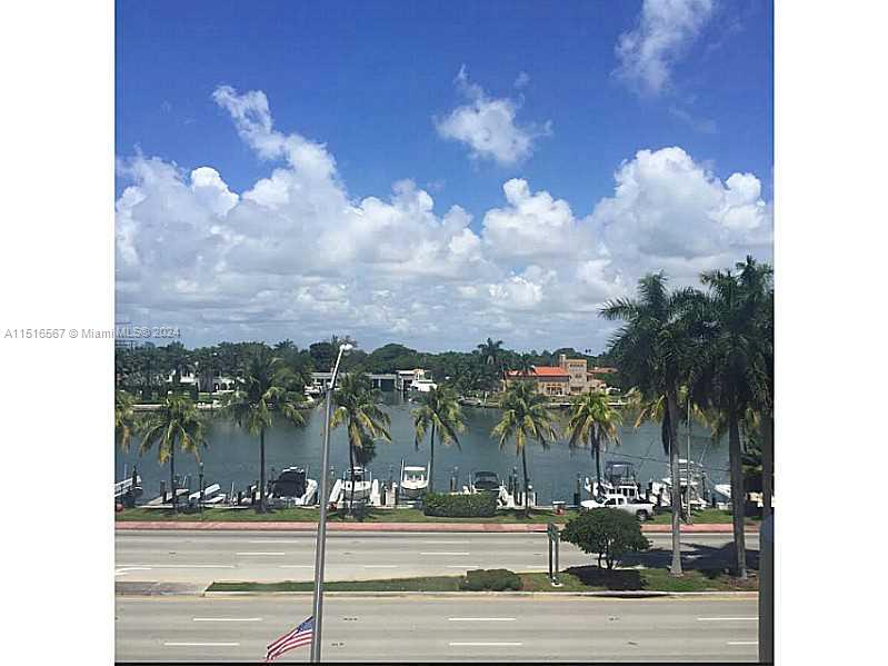 5005  Collins Ave #404 For Sale A11516567, FL