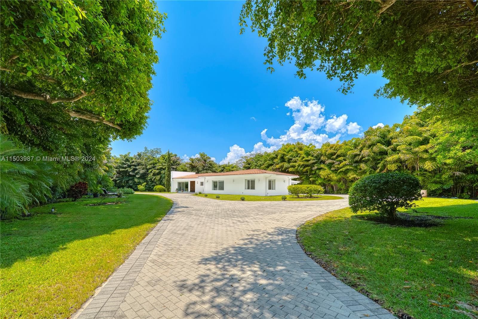 8650 Old Cutler Rd, Coral Gables, FL, 33143 United States, 4 Bedrooms Bedrooms, ,3 BathroomsBathrooms,Residential,For Sale,Old Cutler Rd,A11503987