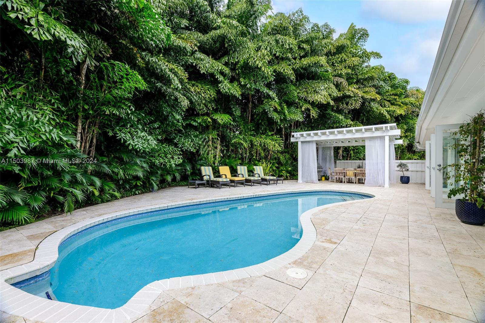 8650 Old Cutler Rd, Coral Gables, FL, 33143 United States, 4 Bedrooms Bedrooms, ,3 BathroomsBathrooms,Residential,For Sale,Old Cutler Rd,A11503987