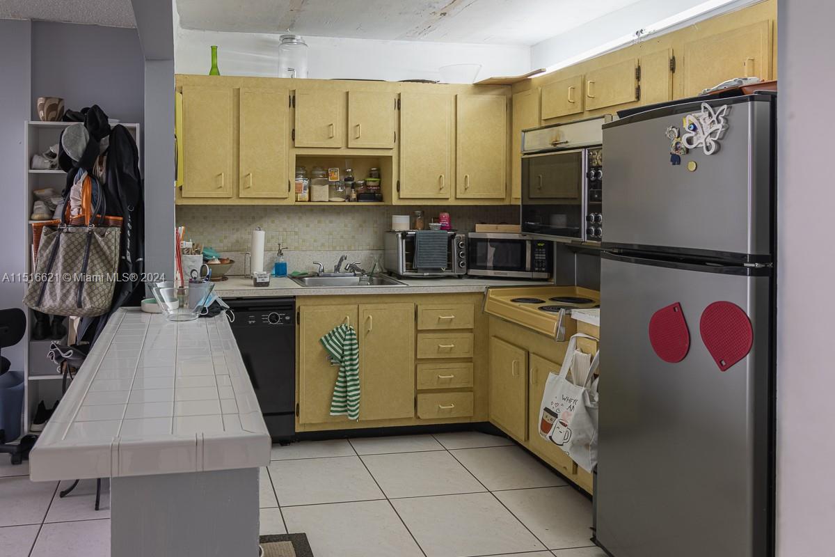 1465 NE 123rd St 708, North Miami, Florida 33161, 1 Bedroom Bedrooms, ,1 BathroomBathrooms,Residential,For Sale,1465 NE 123rd St 708,A11516621