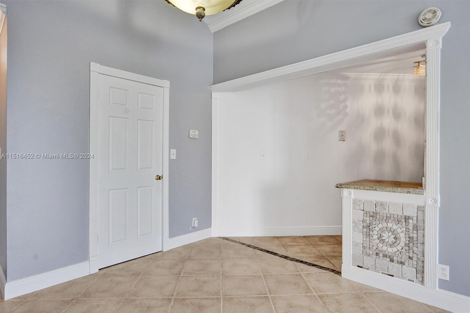 210 Lake Pointe Dr 310, Oakland Park, Florida 33309, 2 Bedrooms Bedrooms, ,2 BathroomsBathrooms,Residentiallease,For Rent,210 Lake Pointe Dr 310,A11516452