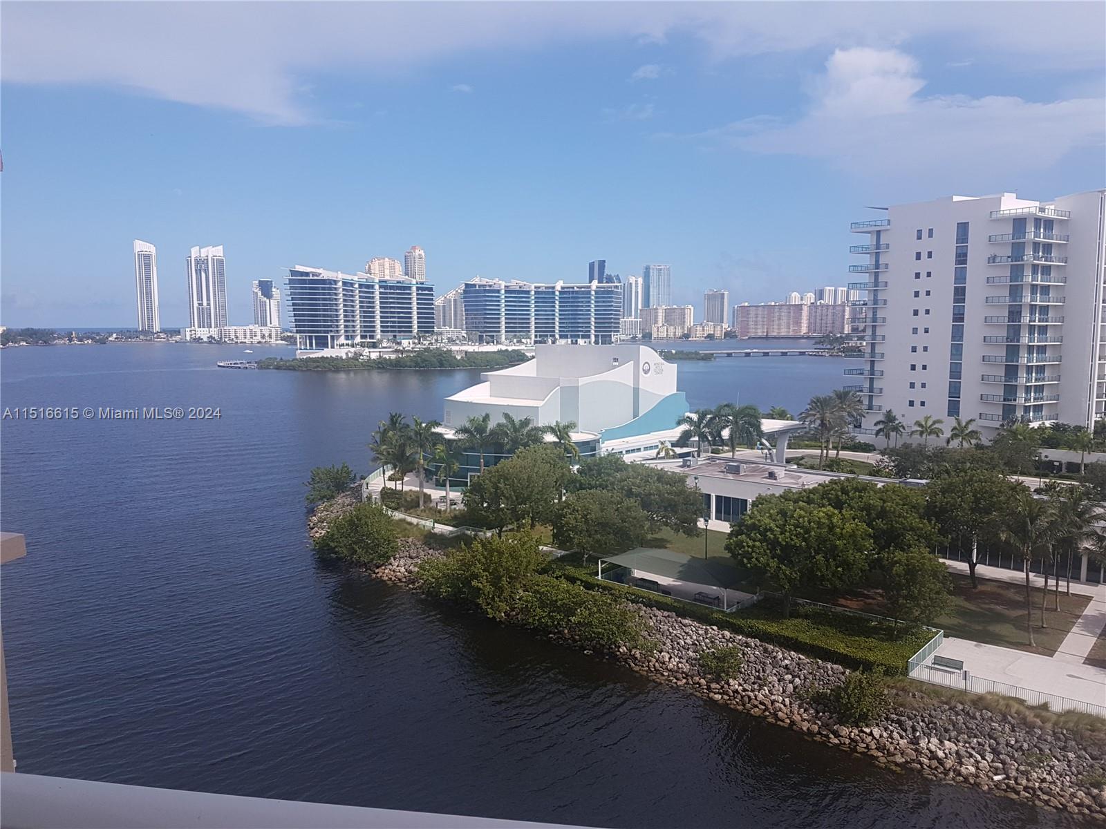3330 NE 190th St 817, Aventura, Florida 33180, 2 Bedrooms Bedrooms, ,2 BathroomsBathrooms,Residentiallease,For Rent,3330 NE 190th St 817,A11516615