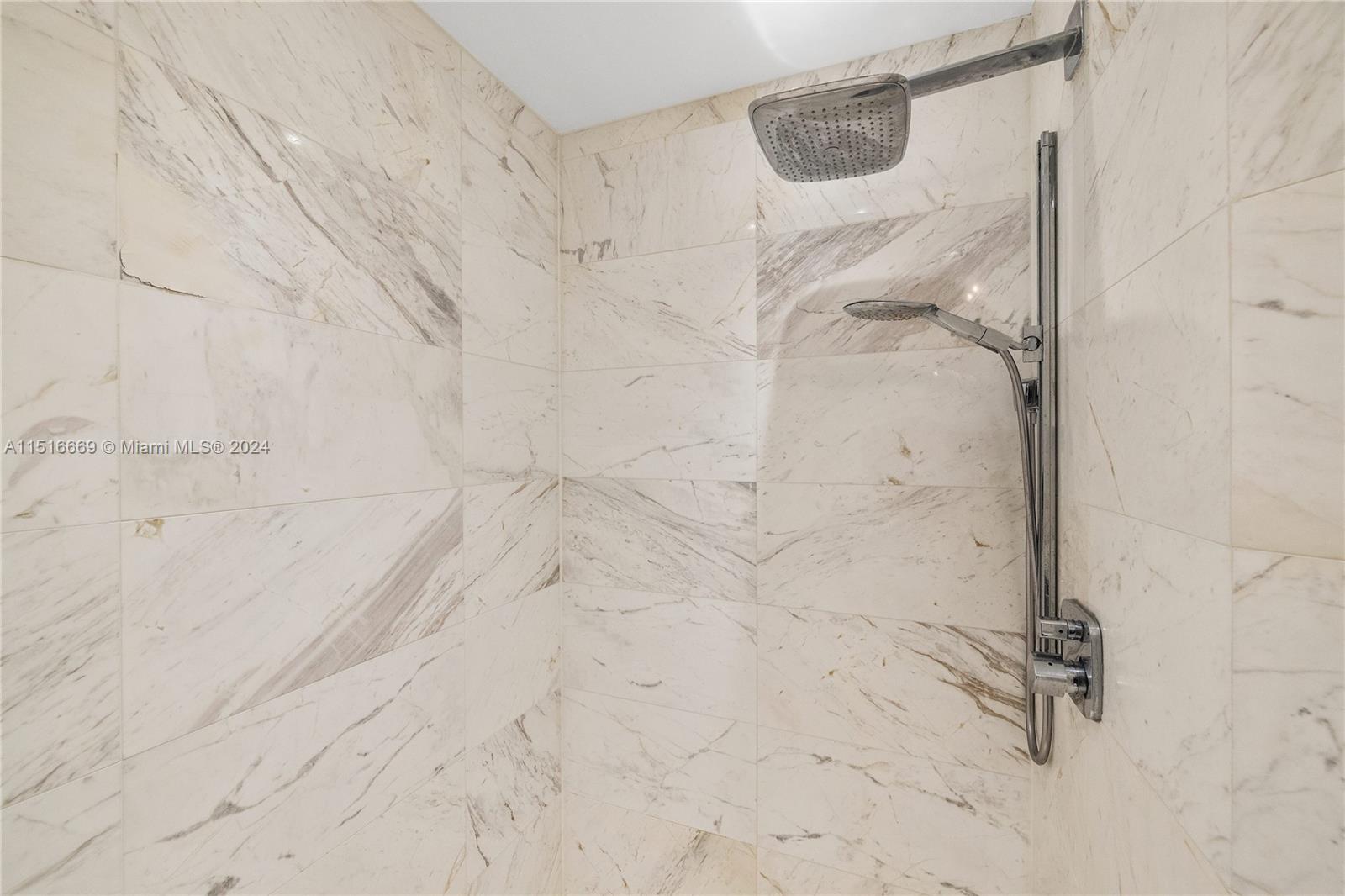 100 Pointe Dr, Miami Beach, FL, 33139 United States, 2 Bedrooms Bedrooms, ,2 BathroomsBathrooms,Residential,For Sale,Pointe Dr,A11516669