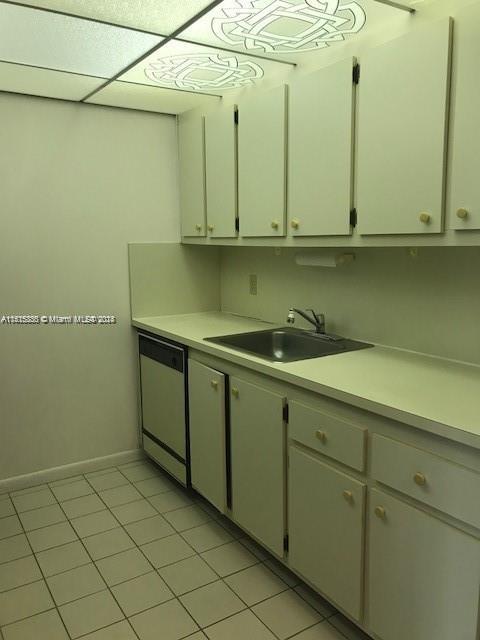 Pembroke Pines, FL, 33027 United States, 1 Bedroom Bedrooms, ,1 BathroomBathrooms,Residential,For Sale,A11515330