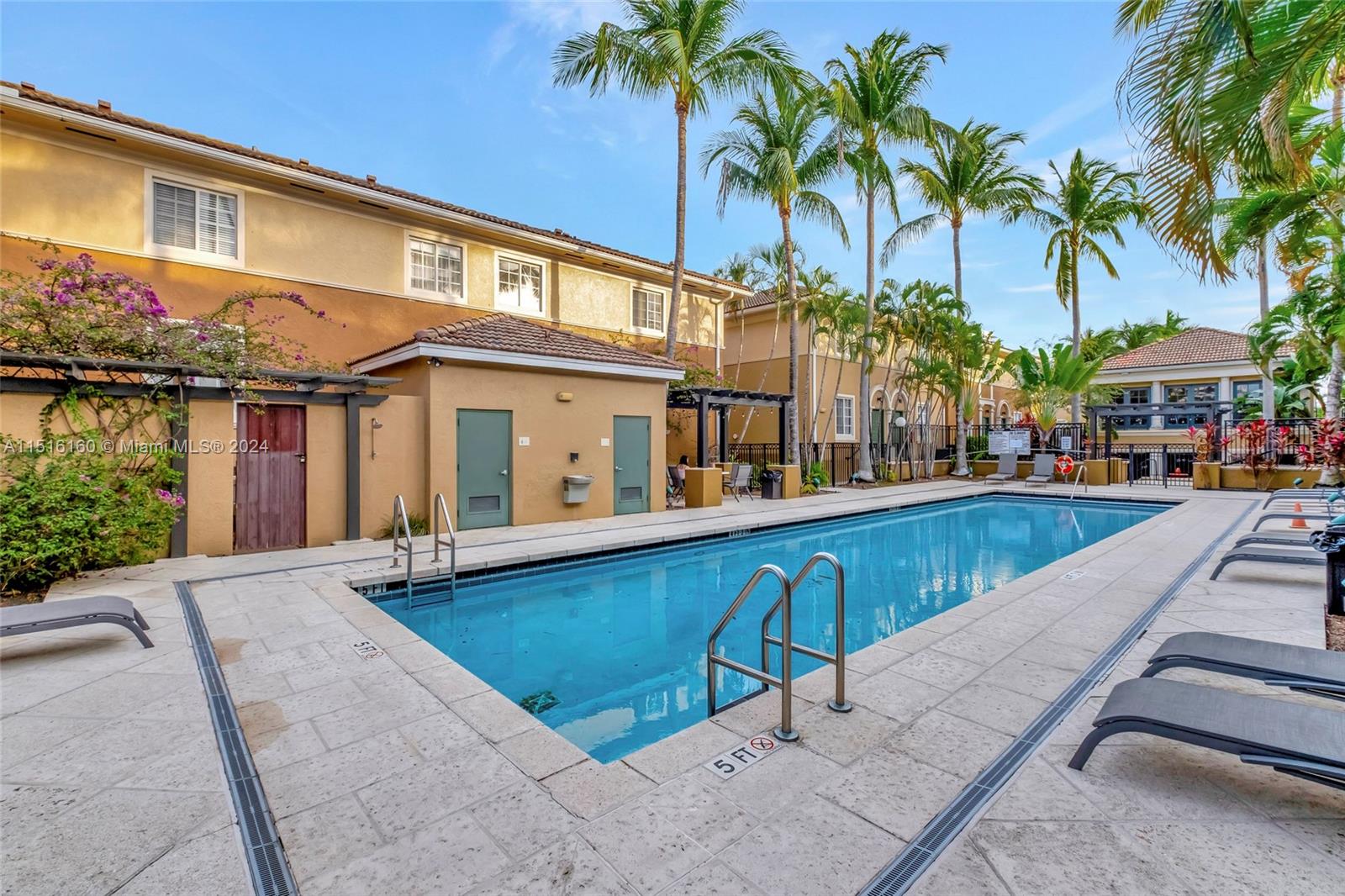 2931 185th St, Aventura, FL, 33180 United States, 1 Bedroom Bedrooms, ,1 BathroomBathrooms,Residential,For Sale,185th St,A11516160