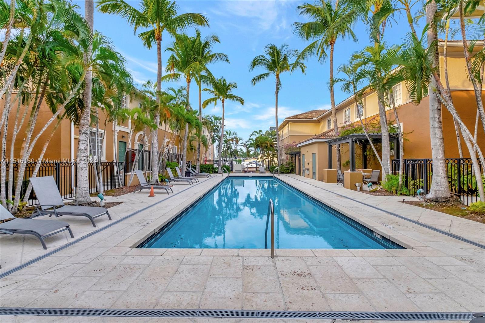 2931 185th St, Aventura, FL, 33180 United States, 1 Bedroom Bedrooms, ,1 BathroomBathrooms,Residential,For Sale,185th St,A11516160