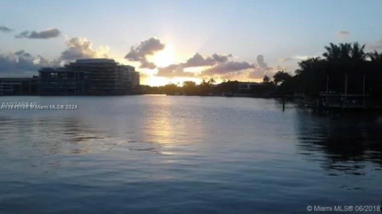 4740 Pine Tree Dr 25, Miami Beach, Florida 33140, 1 Bedroom Bedrooms, ,1 BathroomBathrooms,Residentiallease,For Rent,4740 Pine Tree Dr 25,A11516705