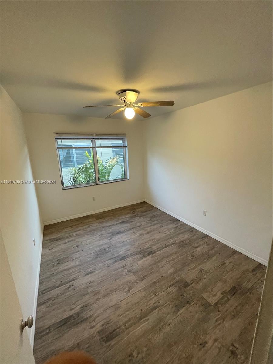 4740 Pine Tree Dr 25, Miami Beach, Florida 33140, 1 Bedroom Bedrooms, ,1 BathroomBathrooms,Residentiallease,For Rent,4740 Pine Tree Dr 25,A11516705