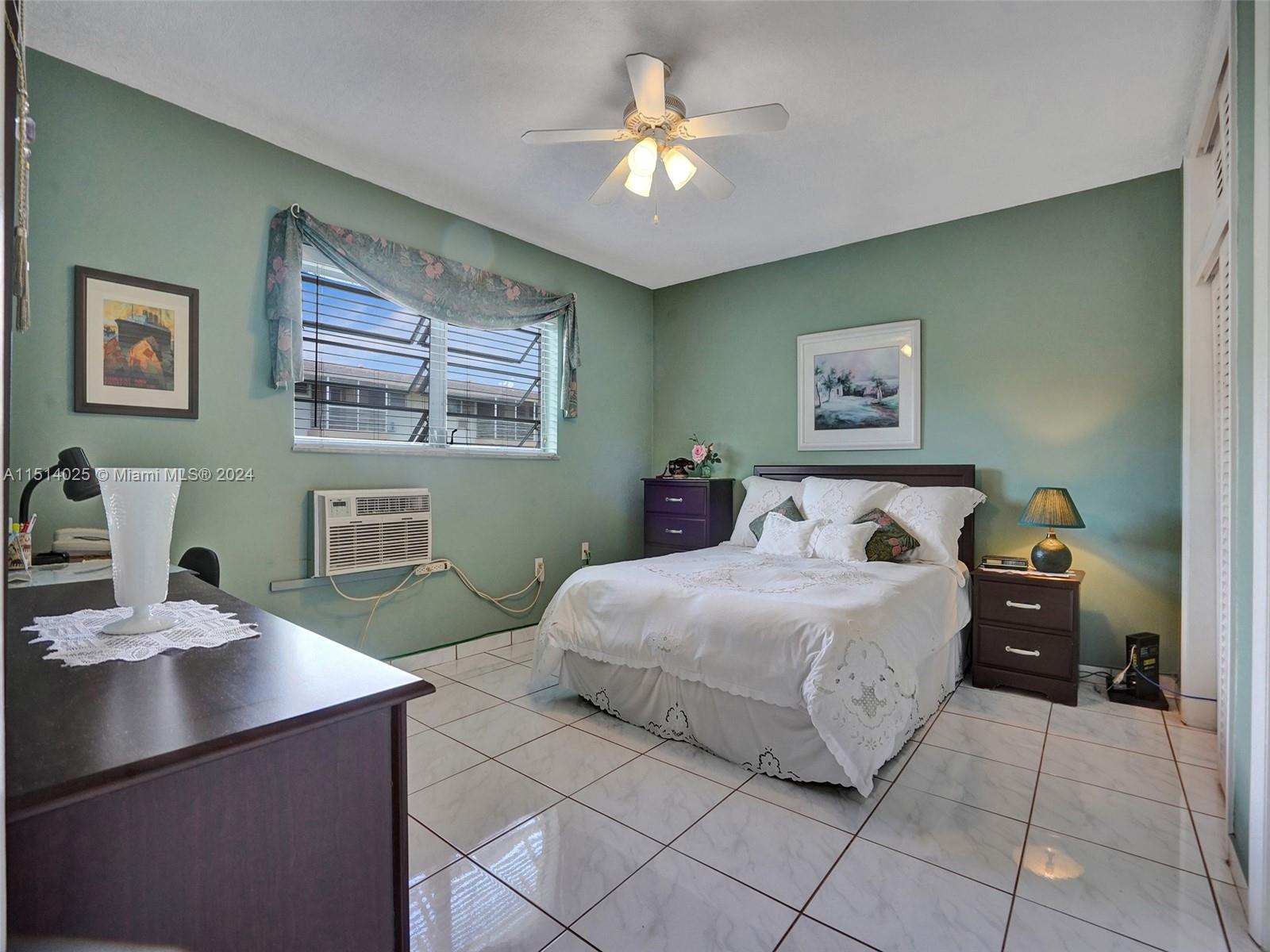 17000 14th Ave, North Miami Beach, FL, 33162 United States, 1 Bedroom Bedrooms, ,1 BathroomBathrooms,Residential,For Sale,14th Ave,A11514025