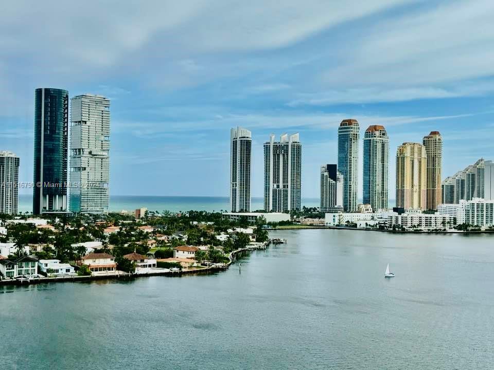 The view from this balcony is absolutely breathtaking!