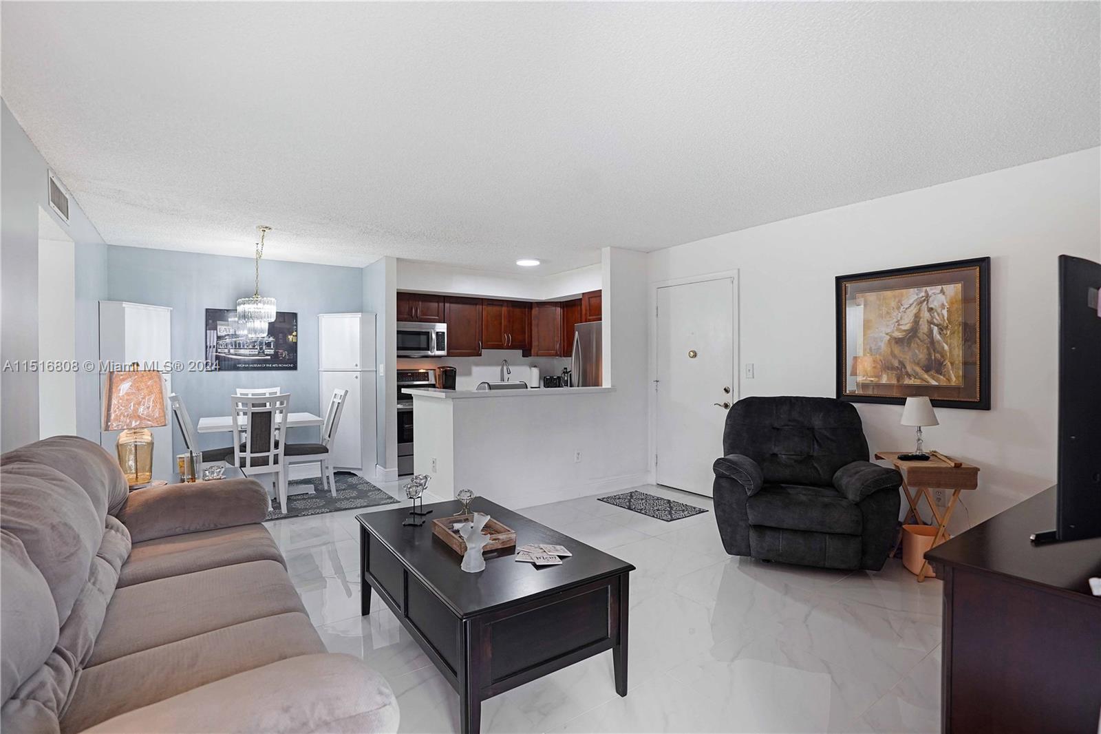 10401 E Clairmont Cir 109, Tamarac, Florida 33321, 2 Bedrooms Bedrooms, ,1 BathroomBathrooms,Residential,For Sale,10401 E Clairmont Cir 109,A11516808