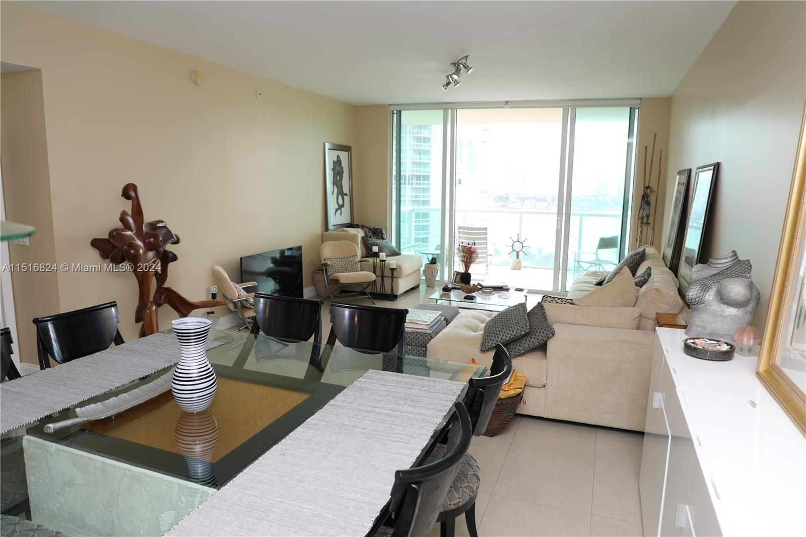 3330 190th St, Aventura, FL, 33180 United States, 2 Bedrooms Bedrooms, ,2 BathroomsBathrooms,Residential,For Sale,190th St,A11516824