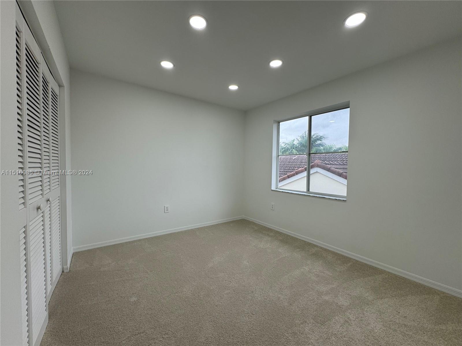 1470 Sweetbay Way, Hollywood, Florida 33019, 4 Bedrooms Bedrooms, 9 Rooms Rooms,2 BathroomsBathrooms,Residential,For Sale,1470 Sweetbay Way,A11516086