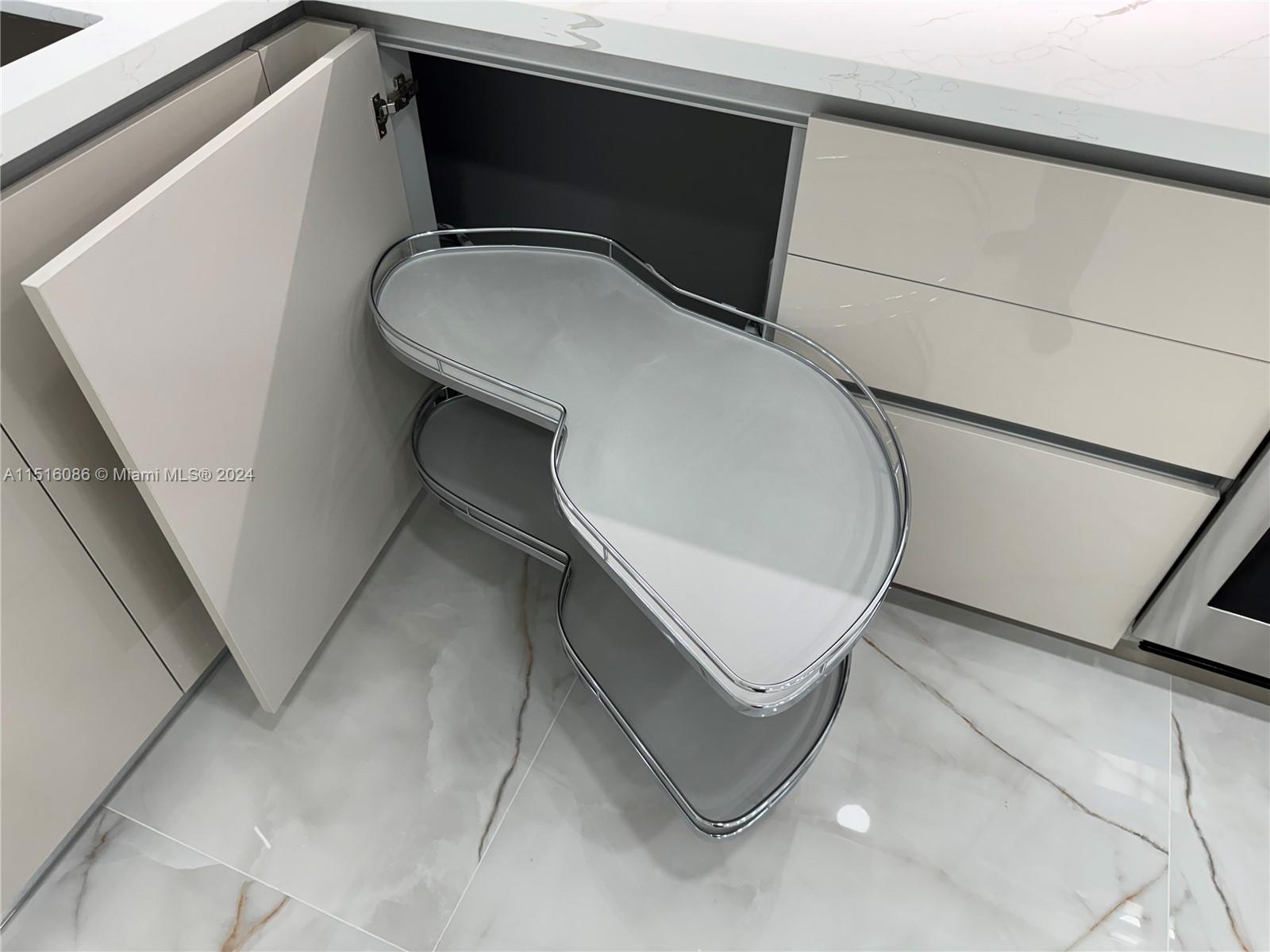 1470 Sweetbay Way, Hollywood, Florida 33019, 4 Bedrooms Bedrooms, 9 Rooms Rooms,2 BathroomsBathrooms,Residential,For Sale,1470 Sweetbay Way,A11516086