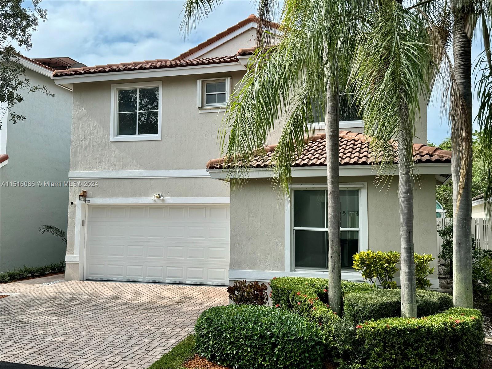 1470 Sweetbay Way, Hollywood, Florida 33019, 4 Bedrooms Bedrooms, 9 Rooms Rooms,2 BathroomsBathrooms,Residential,For Sale,1470 Sweetbay Way,A11516086