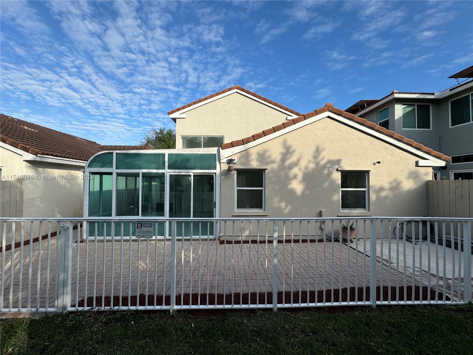 1470 Sweetbay Way, Hollywood, Florida 33019, 4 Bedrooms Bedrooms, 9 Rooms Rooms,2 BathroomsBathrooms,Residential,For Sale,1470 Sweetbay Way,A11516086