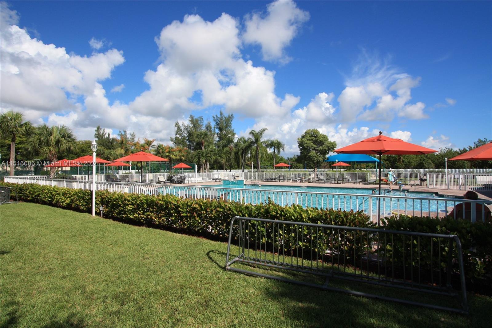 1470 Sweetbay Way, Hollywood, Florida 33019, 4 Bedrooms Bedrooms, 9 Rooms Rooms,2 BathroomsBathrooms,Residential,For Sale,1470 Sweetbay Way,A11516086