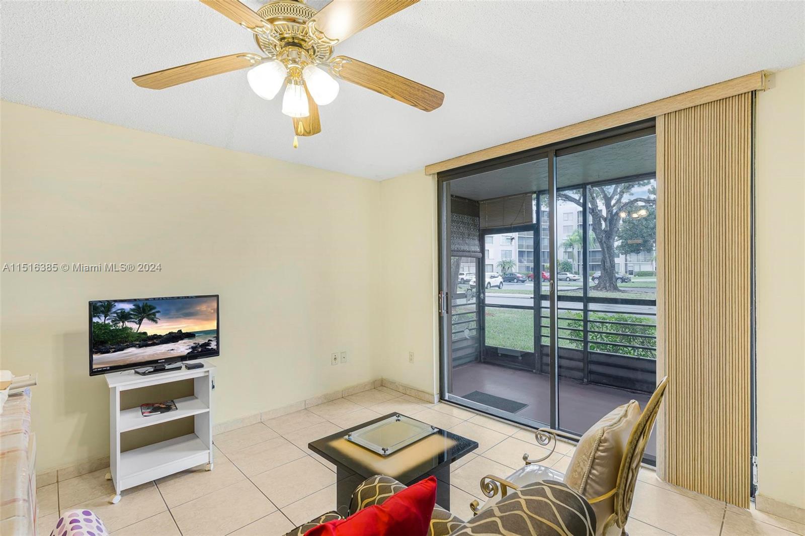 1001 Colony Point Cir, Pembroke Pines, FL, 33026 United States, 2 Bedrooms Bedrooms, ,2 BathroomsBathrooms,Residential,For Sale,Colony Point Cir,A11516385