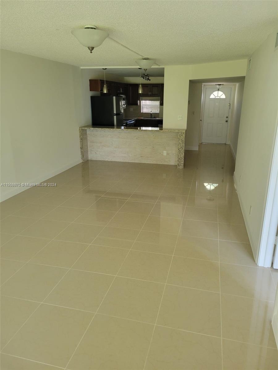 8901 Hollybrook Blvd, Pembroke Pines, FL, 33025 United States, 2 Bedrooms Bedrooms, ,2 BathroomsBathrooms,Residential,For Sale,Hollybrook Blvd,A11508875