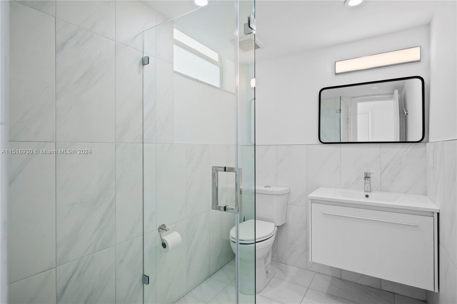 2999 Point East Dr, Aventura, FL, 33160 United States, 2 Bedrooms Bedrooms, ,2 BathroomsBathrooms,Residential,For Sale,Point East Dr,A11516930