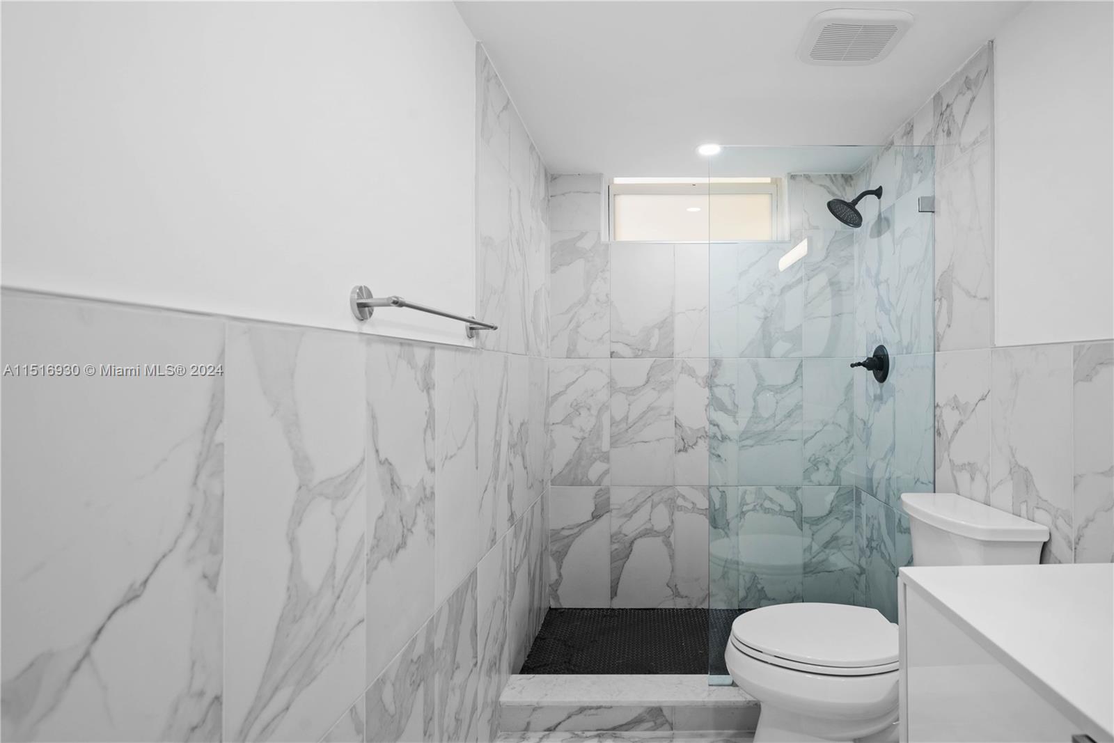 2999 Point East Dr, Aventura, FL, 33160 United States, 2 Bedrooms Bedrooms, ,2 BathroomsBathrooms,Residential,For Sale,Point East Dr,A11516930